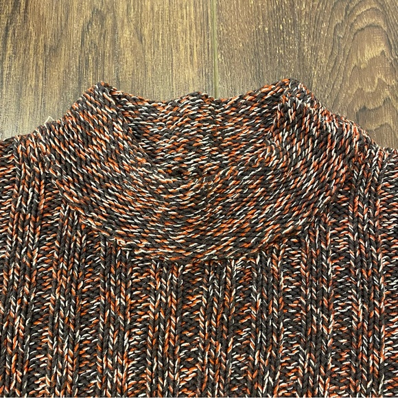 Mock neck knit sweater - Picture 5 of 13